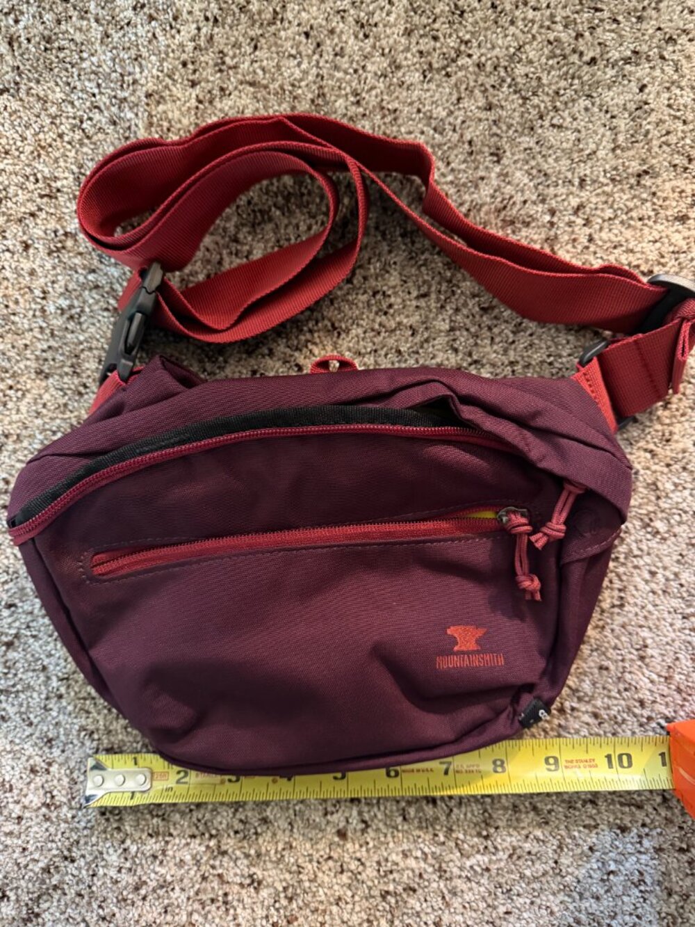 Mountainsmith Knockabout Maroon Red Lumbar Fanny Waist Pack Bum Bag Hybrid Sling - Picture 3 of 5